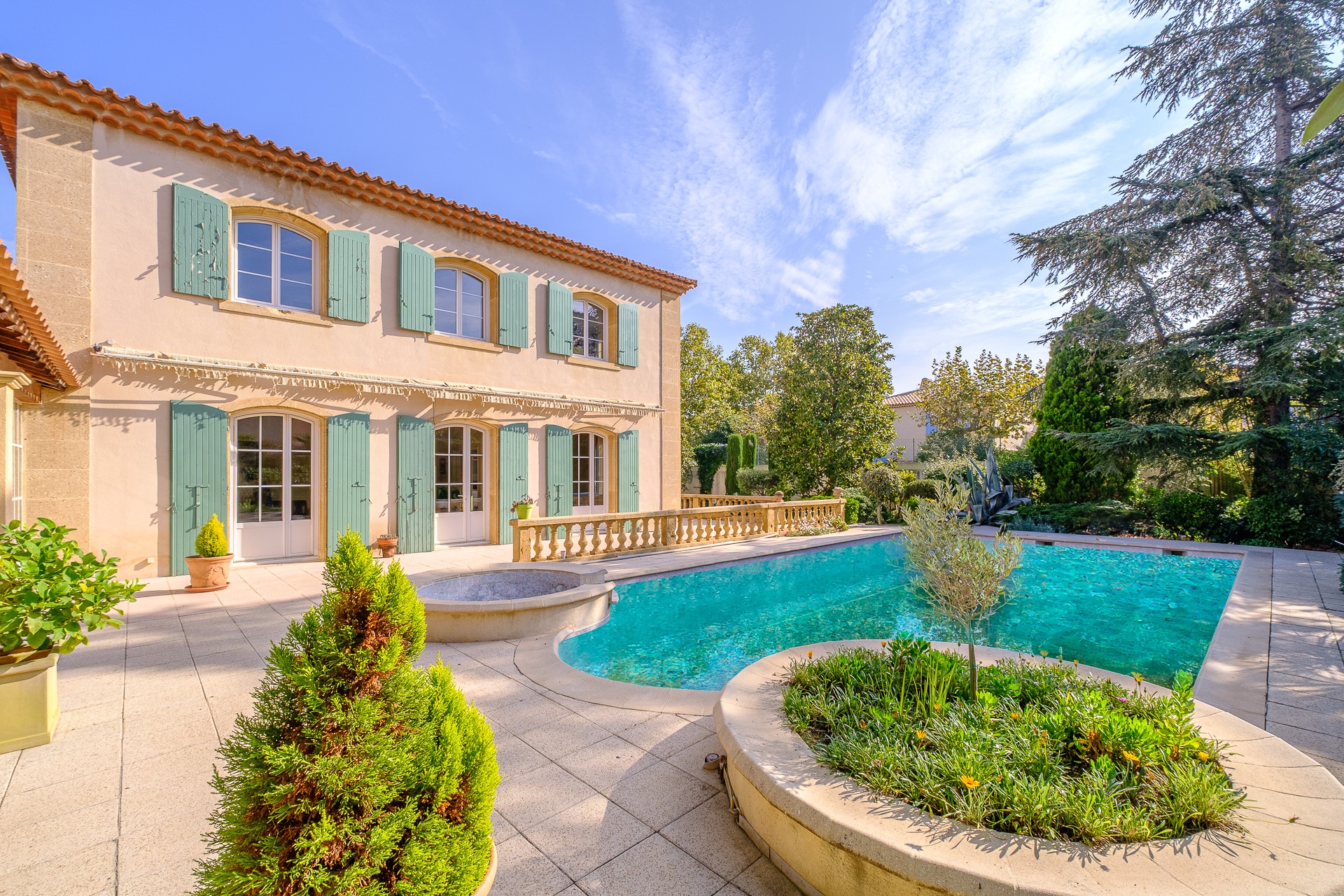 Maison de Famille — Belmont